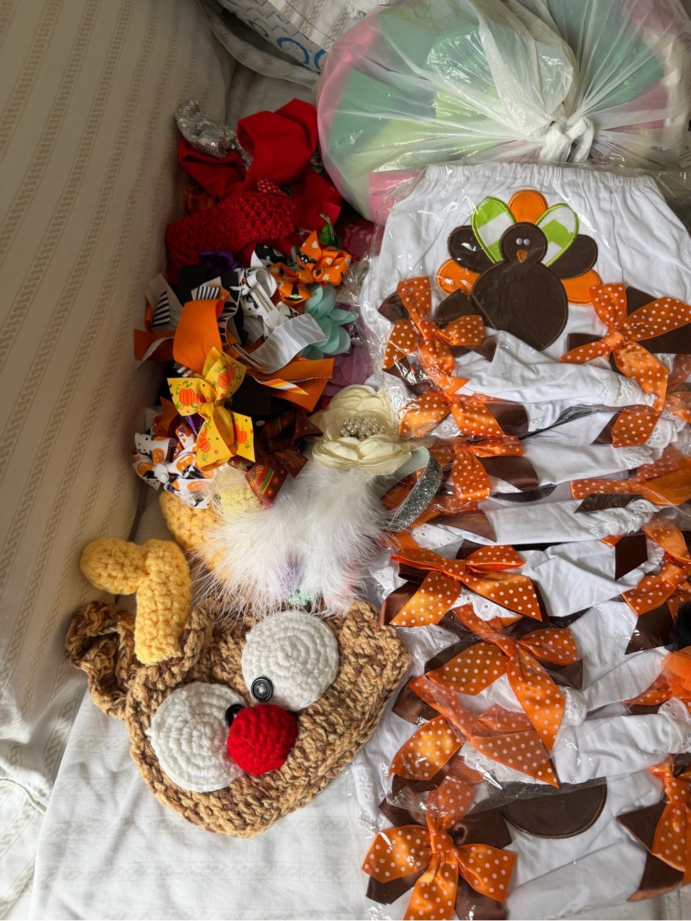Huge lot-Halloween-Fall-Photography Props-Tutus-Hair Bows-Boutique Outfits 100+